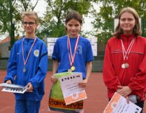Więcej o: 11-letnia ZUZANNA OPIOŁA sportowym odkryciem sezonu w żagańskim SOSW.