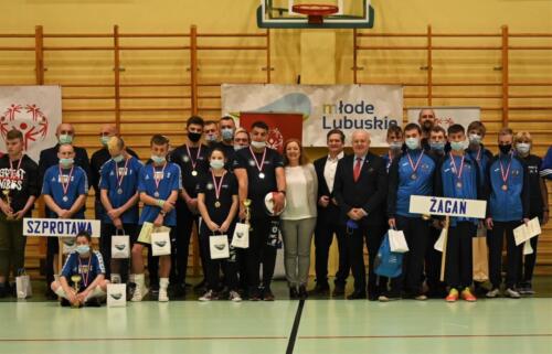 KOSZYKARSKIE ZMAGANIA NA ŻAGAŃSKIEJ ARENIE