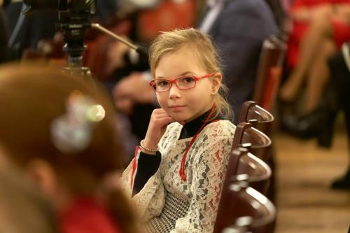 Świąteczne wydarzenie artystyczne pod tytułem „Lampa dla moich kroków, światło na mojej ścieżce”.