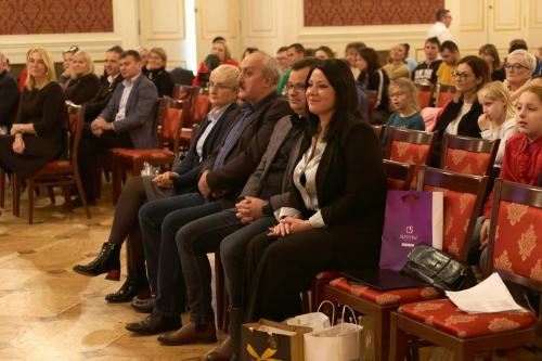 Świąteczne wydarzenie artystyczne pod tytułem „Lampa dla moich kroków, światło na mojej ścieżce”.