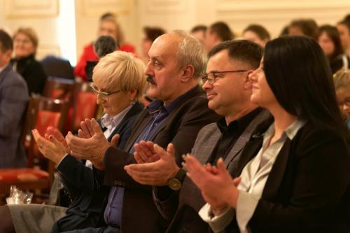 Świąteczne wydarzenie artystyczne pod tytułem „Lampa dla moich kroków, światło na mojej ścieżce”.