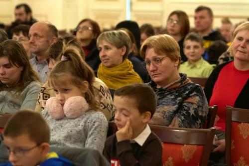 Świąteczne wydarzenie artystyczne pod tytułem „Lampa dla moich kroków, światło na mojej ścieżce”.